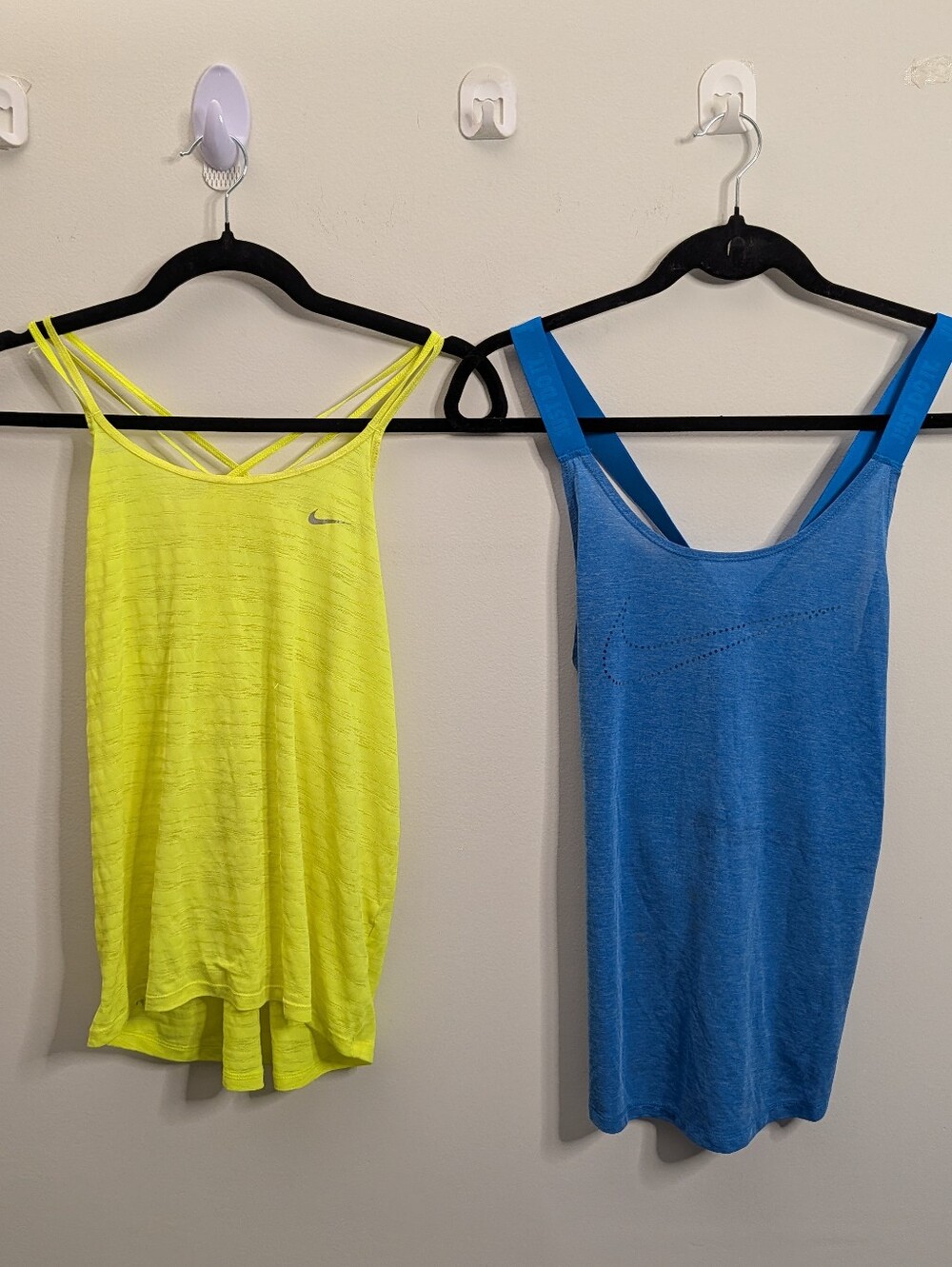 Nike Tank Top Bundle Size Small